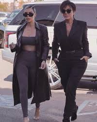 Kylie kristen jenner (born august 10, 1997) is an american media personality, socialite, model, and businesswoman. Kim Kardashian Looks Barely Recognisible Aged 17 In Flashback Photo Shared By Kris Jenner