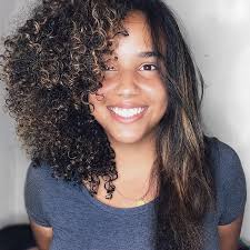 Dominican hair products and hair stylists are quickly earning an outstanding reputation throughout the united states. Texture Tales Jhoanny Shares Her Journey Of Embracing Her Curly Dominican Hair Naturallycurly Com