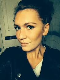 carly read (@carlyread4)