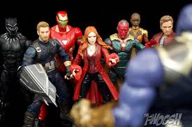 Последние твиты от wandavision (@wandavision). Hasbro Marvel Legends Scarlet Witch And Vision Toys R Us Exclusive Two Pack Fwoosh