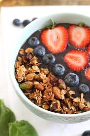 protein acai bowl with blueberries and