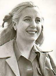 Mai 1939 erschien sie erstmals auf der titelseite einer zeitschrift. Es Geht Eine Tote Auf Reisen Musical Evita Im Grand Theatre In Luxemburg