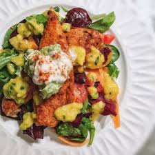 There are plenty of fish in the sea, but only one fish taco salad that's this delicious and easy. Fish Taco Bowl 2sp Skinny Kitchen Secrets