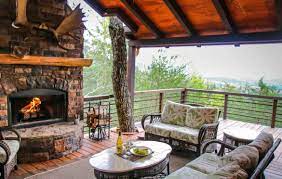 Here at north georgia vacation spots, we love all three of our area mountain towns and everything each one has to offer. Get Away To One Of These Amazing North Georgia Luxury Cabin Rentals Girl On The Go