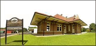 Nacogdoches Train Depot And Center For Economic Development And Research In Historic Nacogdoches Nacogdoches Train Depot Texas Towns