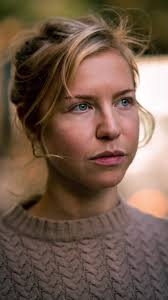 Bethany Mackenzie Photo