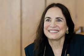 16,807 likes · 10 talking about this. Apos Fritura Regina Duarte Deixa A Cultura Para Assumir A Cinemateca Veja