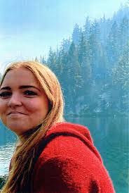 Gillian Murray's Instagram, Twitter & Facebook