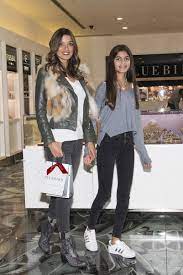 Entre brincadeiras e gargalhadas a polémica contratação da jovem para a novela festa é festa, foi abordada e cristina ferreira assumiu que foi ela quem. Caras Maria Cerqueira Gomes Numa Tarde Bem Feminina Com A Filha Francisca