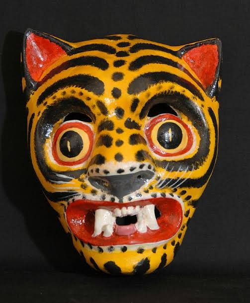 Resultado de imagen para mascaras de madera oaxaca