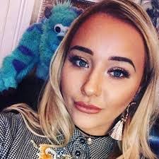 Amy Moncrief's Instagram, Twitter & Facebook