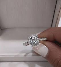 Bagues de fiançailles de qualité juste prix service client attentionné. Superbes Bagues De Fiancailles Originales Bagues De Fiancailles Solitaire Bague De Fiancaille Originale Bague Fiancaille
