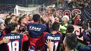 Sigue el partido entre lazio y crotone en directo. Crotone Batte Lazio 3 1 Allo Scida E Conquista La Salvezza Periodico Daily