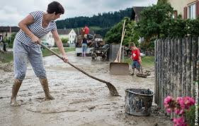 Betroffen sein, ohne weitere anpassungsmaßnahmen an den weltweiten klimawandel zwischen 2071 und 2100 in der eu, schweiz, norwegen und island pro. Die Unwetterhilfe Der Gluckskette Fur Opfer In Der Schweiz