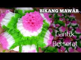 #bikangmawar #kuecarabikangmaaf, ada kesalahan ucap divideo, disitu saya bilang 900 ml susu evaporasi. Bikang Mawar Pakai Fermipan Marisayuniartymrkar Bikang Mawar Pakai Fermipan Cara Membuat Bikang Mawar Dr Tepung Terigu Farah Quinn Baru Kali Ini Kah Anda Mendengar Nama Kue Bikang Mawar Bagi Sebagian