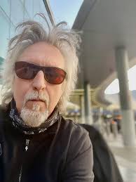 Johnny Indovina (@JohnnyIndovina)