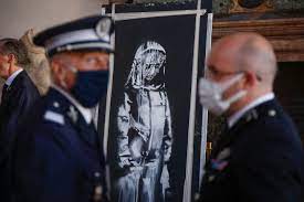 He is probably the most famous yet the most mysterious graffiti artist this world has seen. Banksy Tags Face Mask Street Art As Italy Returns Stolen Work To France