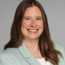 Best Career Paths for Corporate Communications Professionals