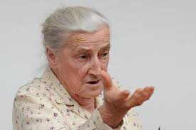 Wanda Poltawska, 101, Who Forged a Friendship With a Future Pope, Dies