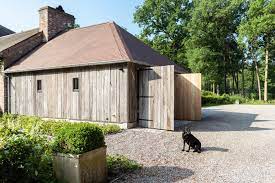 Klassieke Eiken Houten Carport In Engelse Landelijke Stijl Op Maat Gemaakt Functioneel Stijlvol En Tijdloos Design Auto Clas Carport Zonnepanelen Houten