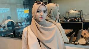 Check spelling or type a new query. Biodata Wirda Mansur Lengkap Umur Dan Agama Anak Ustaz Yusuf Mansur Yang Cantiknya Pol