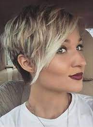 52 Trendy Short Pixie Haircuts Design Ideas To Try This Summer 2020 Mycozylive Com Short Pixie Haircuts Pixie Haircut For Round Faces Short Hair Styles For Round Faces