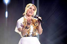 Jun 23, 2021 · 23.06.2021 10:47 | adabei. Beatrice Egli 3 Looks Beweisen Sie Wird Modisch Immer Mutiger Gala De