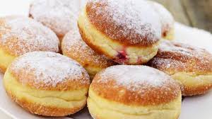 Voici Une Recette De Beignets Au Four Delicieux Et Tres Facile Tonmag Recette Recette Beignet Au Four Recette Beignet Beignet Au Four