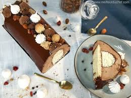 Buche De Noel Coco Chocolat Facon Bounty Buche De Noel Recette Buche De Noel Dessert Noel