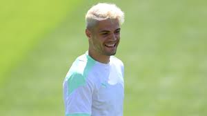 Granit xhaka is an unpopular figure at arsenal at the moment after telling fans to 'f*** off' against crystal palace and has appeared to take another granit xhaka appeared to take a swipe at arsenal fans in an instagram post. Granit Xhaka Goes Full Gazza With New Haircut For Euro 2020
