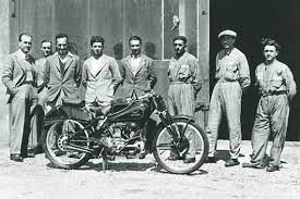 Pin On Motos Y Mas Motos