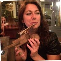 100+ Profile mit dem Suchbegriff „Lelia“