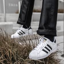 6,992 likes · 4 talking about this. How To Wear The Adidas Superstar