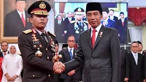 Pelantikan presiden dan wakil presiden terpilih, joko widodo dan ma'ruf amin rencananya akan dimulai pukul 14.30 wib. Foto Foto Presiden Jokowi Lantik Idham Aziz Sebagai Kapolri Tribun Jateng