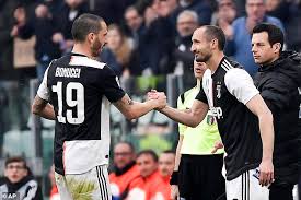 Questo è il mio urlo per dire no al bullismo! Matthijs De Ligt Zeigt Er Studiert Defensiv Duo Giorgio Chiellini Und Leonardo Bonucci Aktuelle Boulevard Nachrichten Und Fotogalerien Zu Stars Sternchen