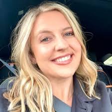 Hailey MacKay (@hailey8_)