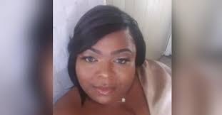 Sharelle Ward's Instagram, Twitter & Facebook