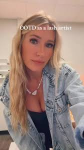 Mackenzie Eickhoff (@mackenzieeickhoff)