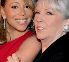 Alain Delon doczekał się czwórki dzieci. Jednego z nich nie uznał, a jedyną  córkę wyraźnie faworyzował