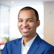 Jon Barfield's Instagram, Twitter & Facebook