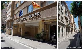 A computer station is on site and wifi is free in public spaces. Hotel Review Aparthotel Silver Barcelona