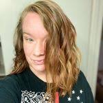 Donna Shrum's Instagram, Twitter & Facebook