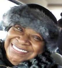 Leslie Leake's Instagram, Twitter & Facebook