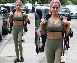 This is a subreddit dedicated to real women with real camel toe. The Worst Celebrity Camel Toes Ever Daily Star