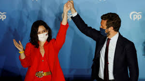 Para revisar si alguien fue designado o no como vocal de mesa se debe ingresar al sitio web del servicio electoral (servel) y dirigirse a la sección de consulta de datos electorales. Directo De Rojo Madrid Y Zara El Look De La Victoria De Isabel Diaz Ayuso