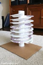 How To Build A Paper Plate Spiral Marble Track Elisi Fikirleri Fiyonk Yapma Ve Bebek Oyun
