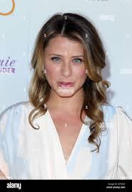 Sisters lauren hi-res stock photography and images