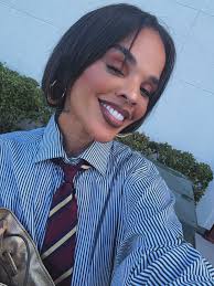 This weekend in Houston was thee @untitledartfairs , and as someone who  truly loves art, I had to be there. Artists from all over the world… it was  magical. Even better, I'd