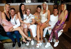 Det fungerte ikke da, og heller ikke på stranda i mauritius. Flytter Ex On The Beach Til Fjellet Skal Ikke Gjore Noe Dumt Kampanje