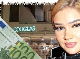 Profitez de millions d'applications android récentes, de jeux, de titres musicaux, de films, de séries, de livres, de magazines, et plus encore. Shirin David Mit Millionen Umsatz Parfum Statt Rapmusik Vip